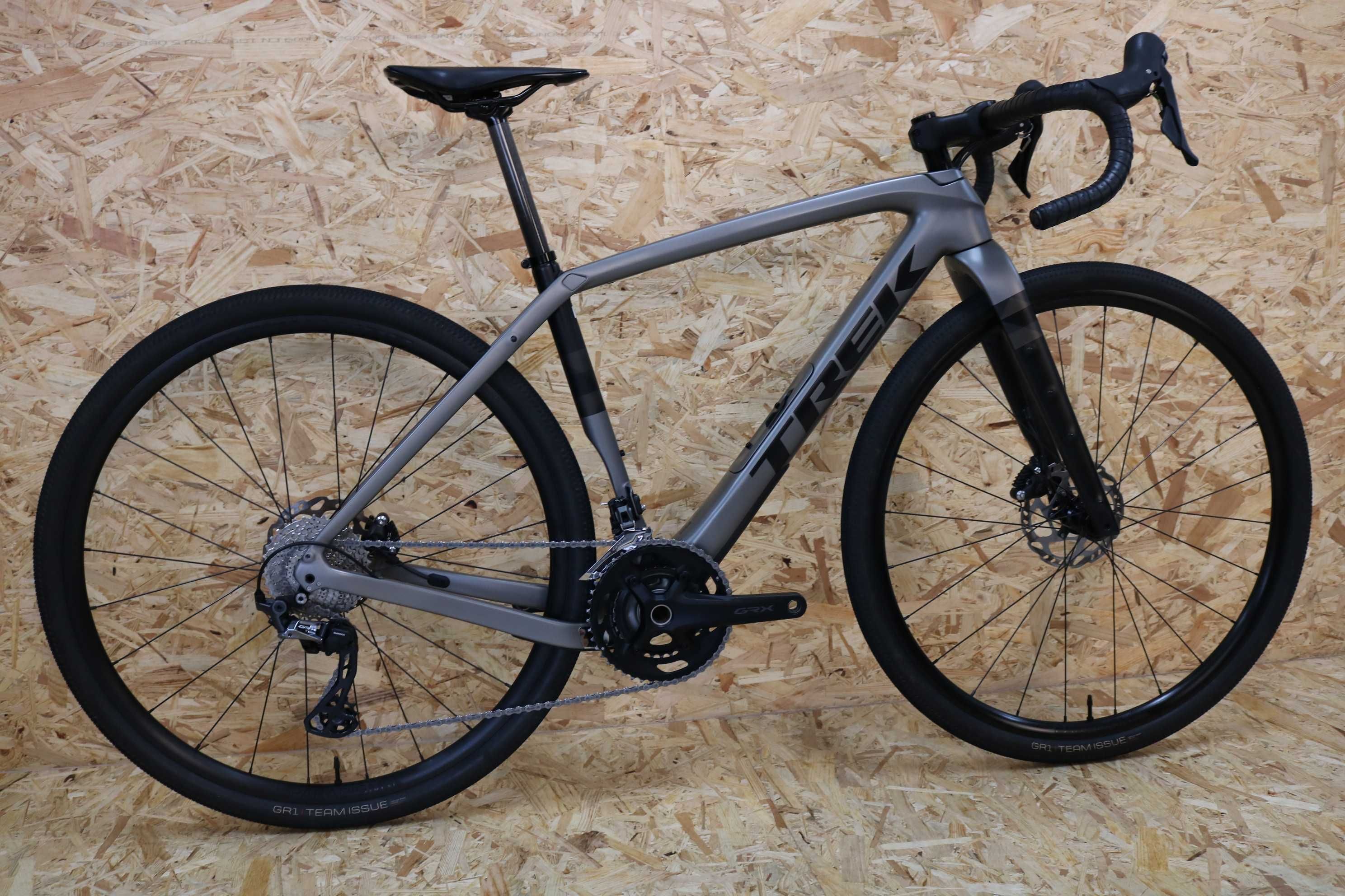Bicicleta Gravel carbono Trek Checkpoint - GRX 11v - Pouco uso