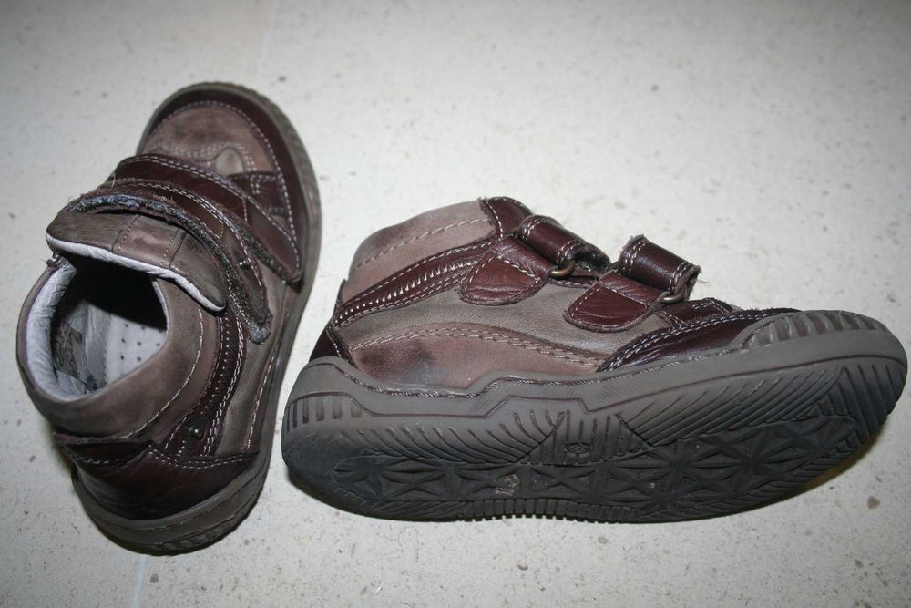 Botas cabedal menino nº 28