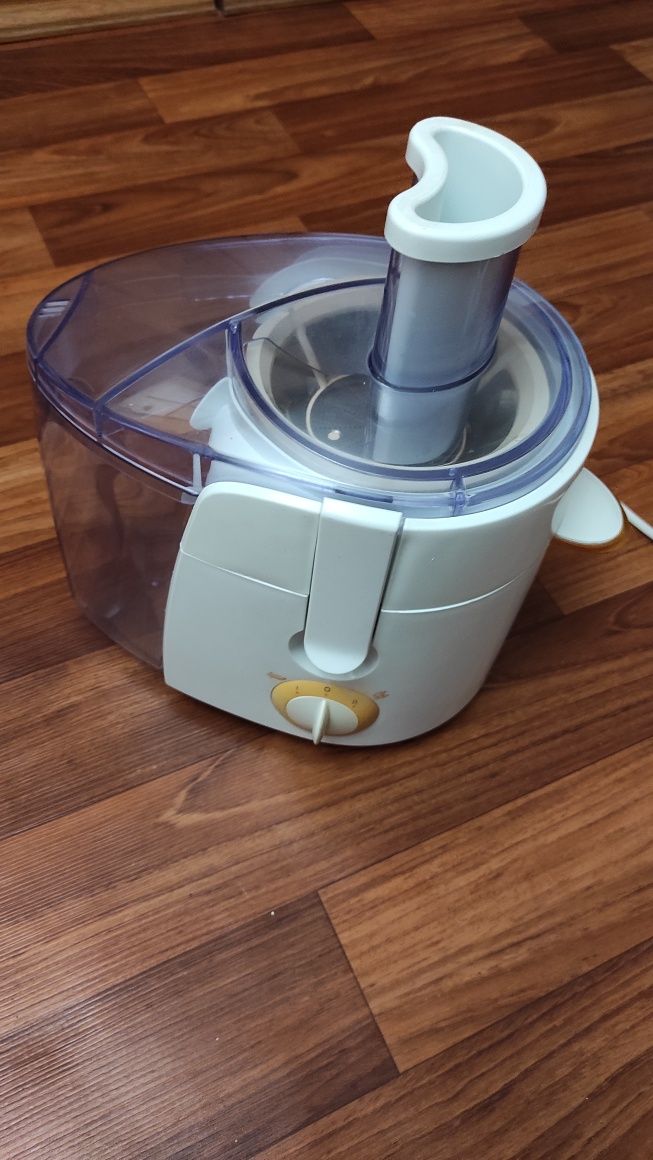 Соковыжималка PHILIPS HR1851