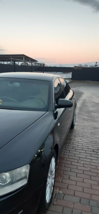 Продасться Ауді А6 с6 седан 2004р. Має непоганий вид.