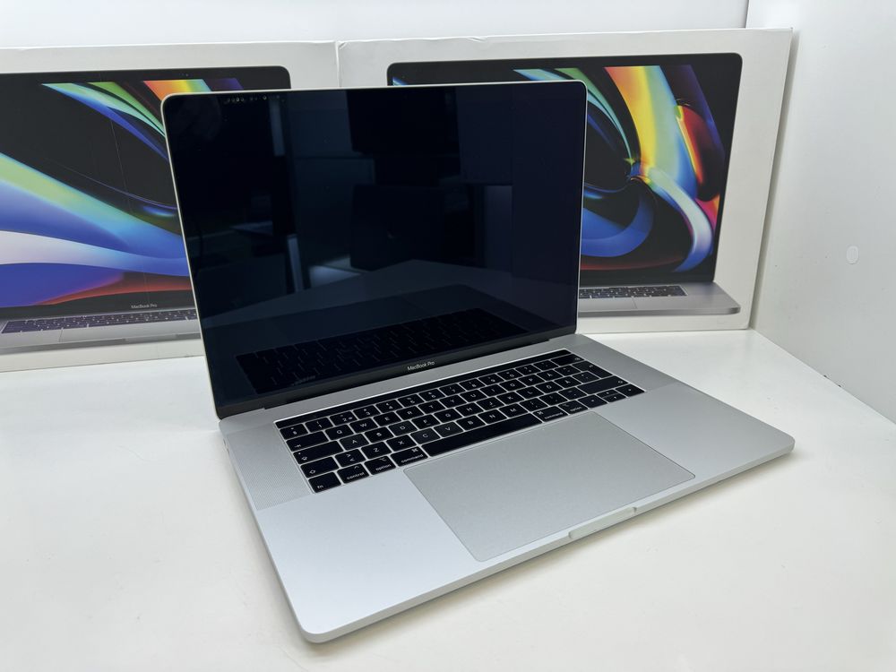 APPLE A1990 MacBook Pro 15 MID 2018 i7-8850H/16GB/512GB/AMD 560X 4GB