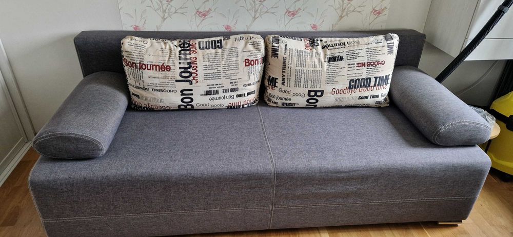 Sofa, tapczan młodzieżowy, szary, stan BDB, sprężyny bonell