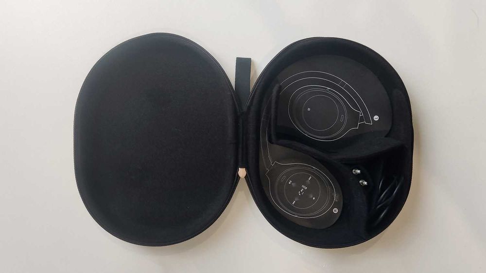 Sony WH-1000XM3 — Auscultadores Bluetooth com Noise-Cancelling