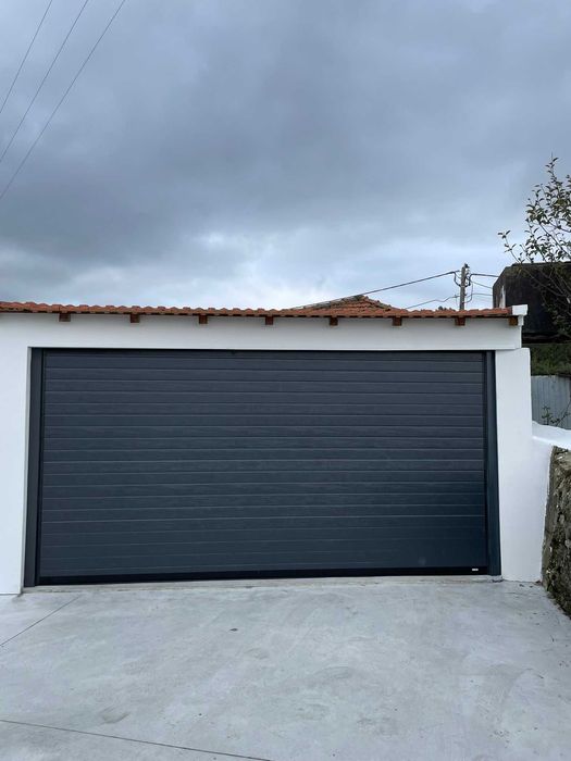 PORTÃO SECCIONAL AUTOMATIZADO!!!A PARTIR DE 75€ M2!!!