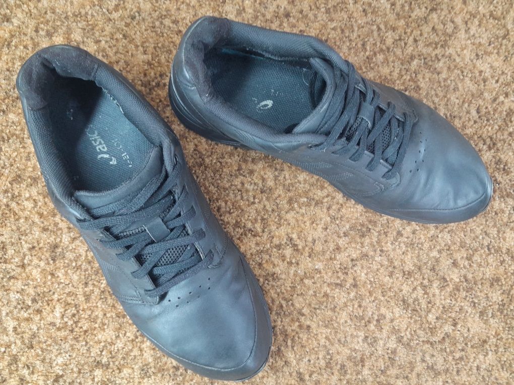 Кросівки оригінал Asics 44,45 розмір.