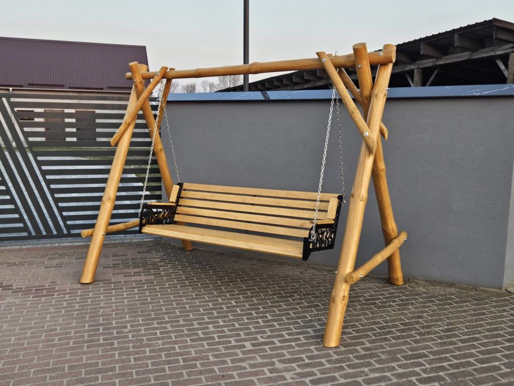 Solidne huśtawki ogrodowe