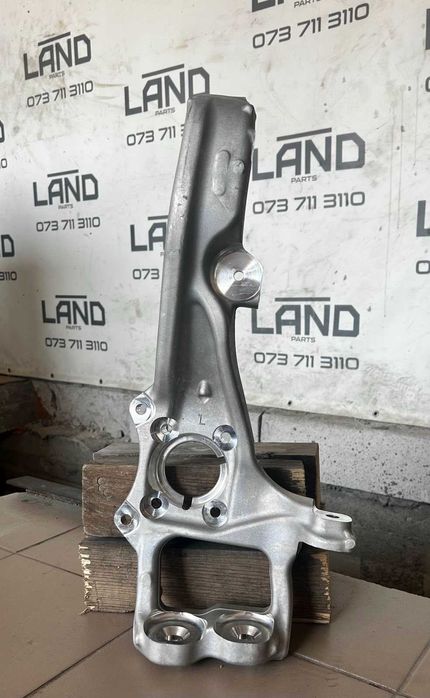 Кулак поворотный передний левый правый Цапфа Tesla Model X