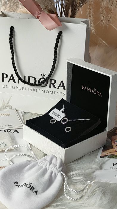 Срібний комплект Pandora з паве/ набір пандора кольє та сережки