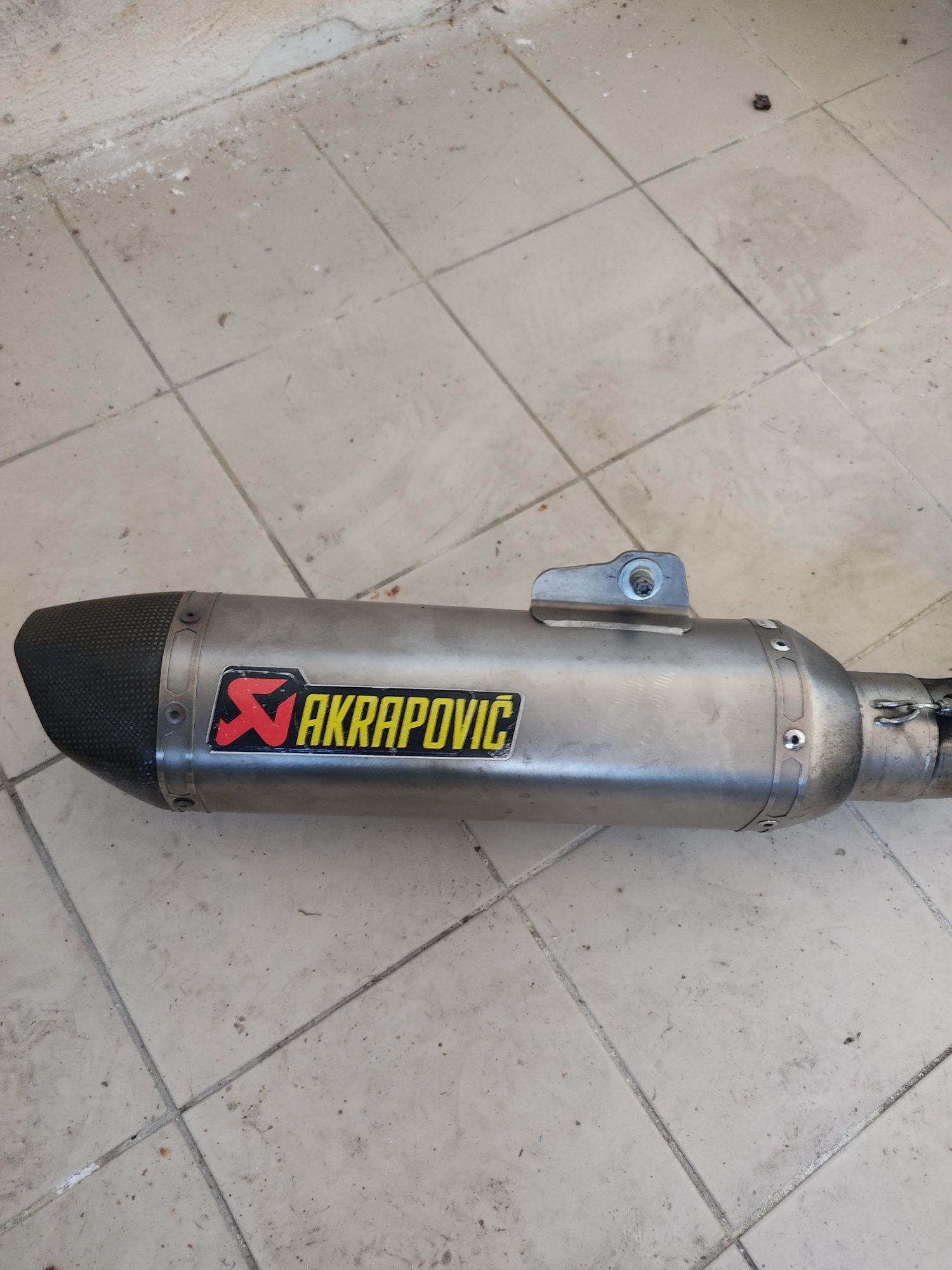 Ponteira Akrapovic