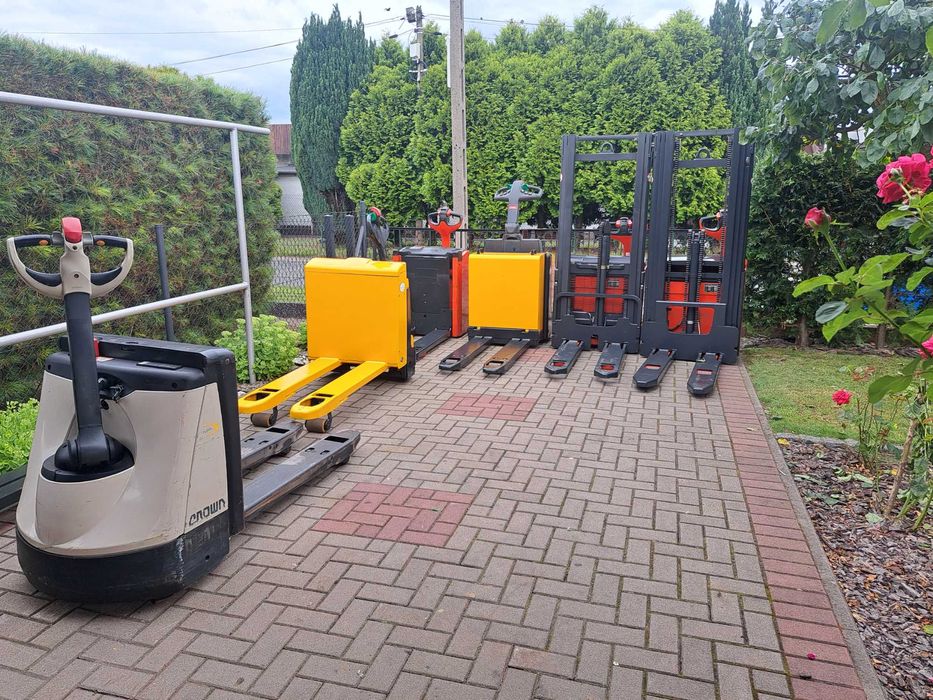 Wózek paletowy, paleciak elektryczny niemieckiej firmy JUNGHEINRICH: