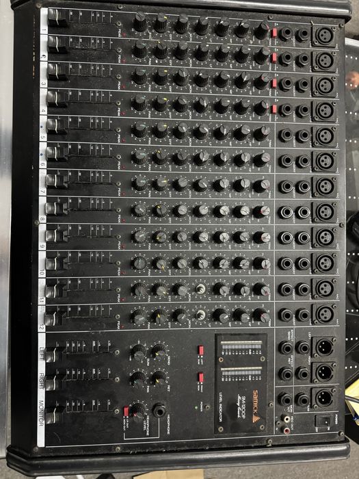 Samick SM-1200P mixing console