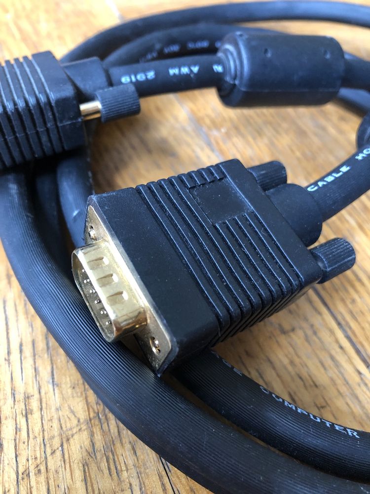 2 kable VGA w komplecie