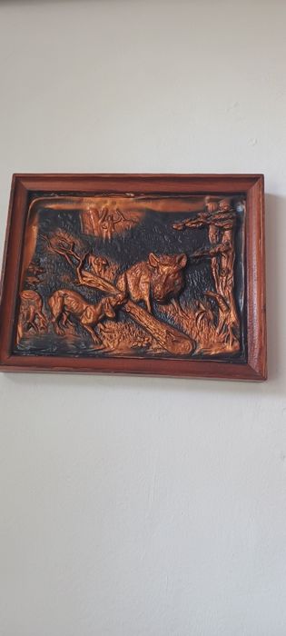 Płaskorzeźba PRL