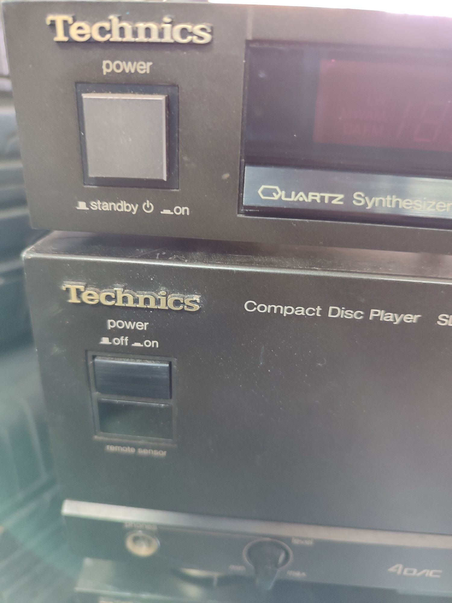 Sprzęty Technics Wzmacniacz kaseta itp cena za całość okazja