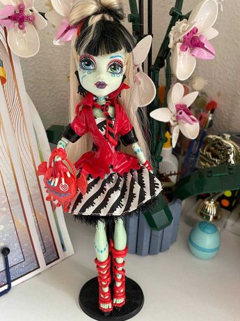 Кукла Монстер хай Фрэнки Штейн Сладкие Крики Monster High