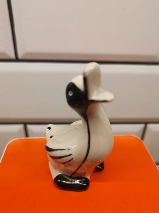 Kaczka Chodzież figurka kaczor porcelana