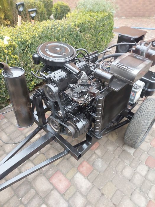 Подрібнювач садовий.Двигун та кпп "Таврія" газ/ бензин.