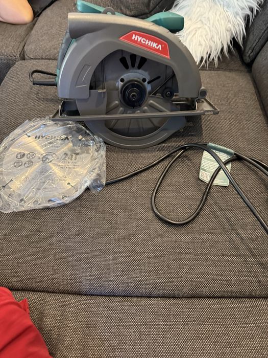 Piła tarczowa Hychika 1300 W 20 mm