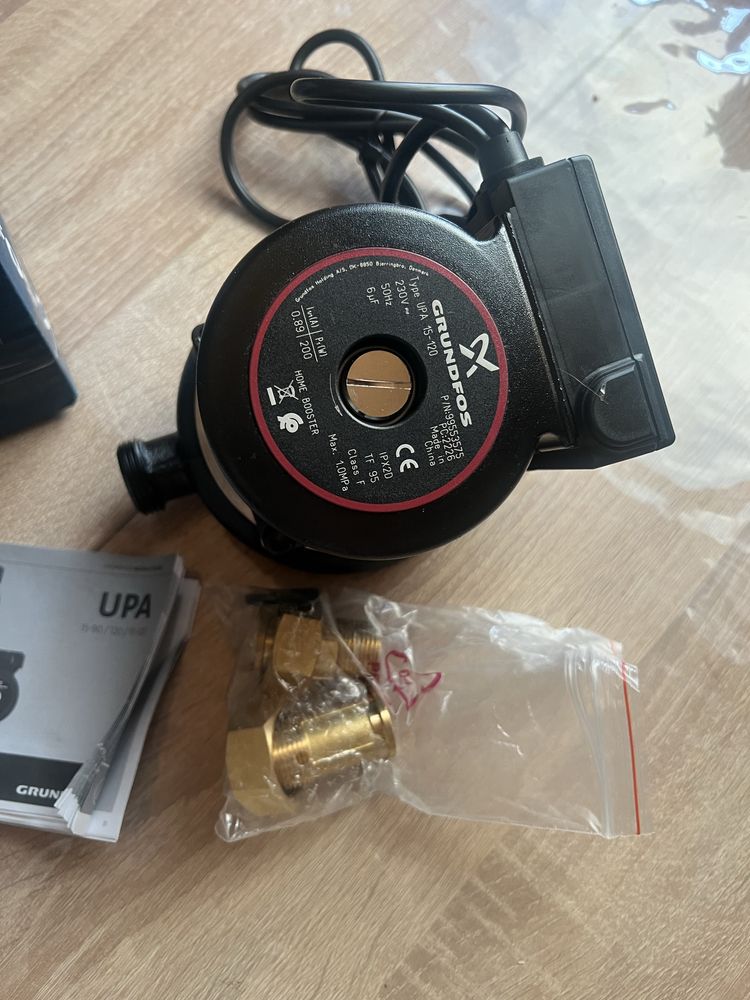 Насос для підвищення тиску Grundfos UPA 15-120
