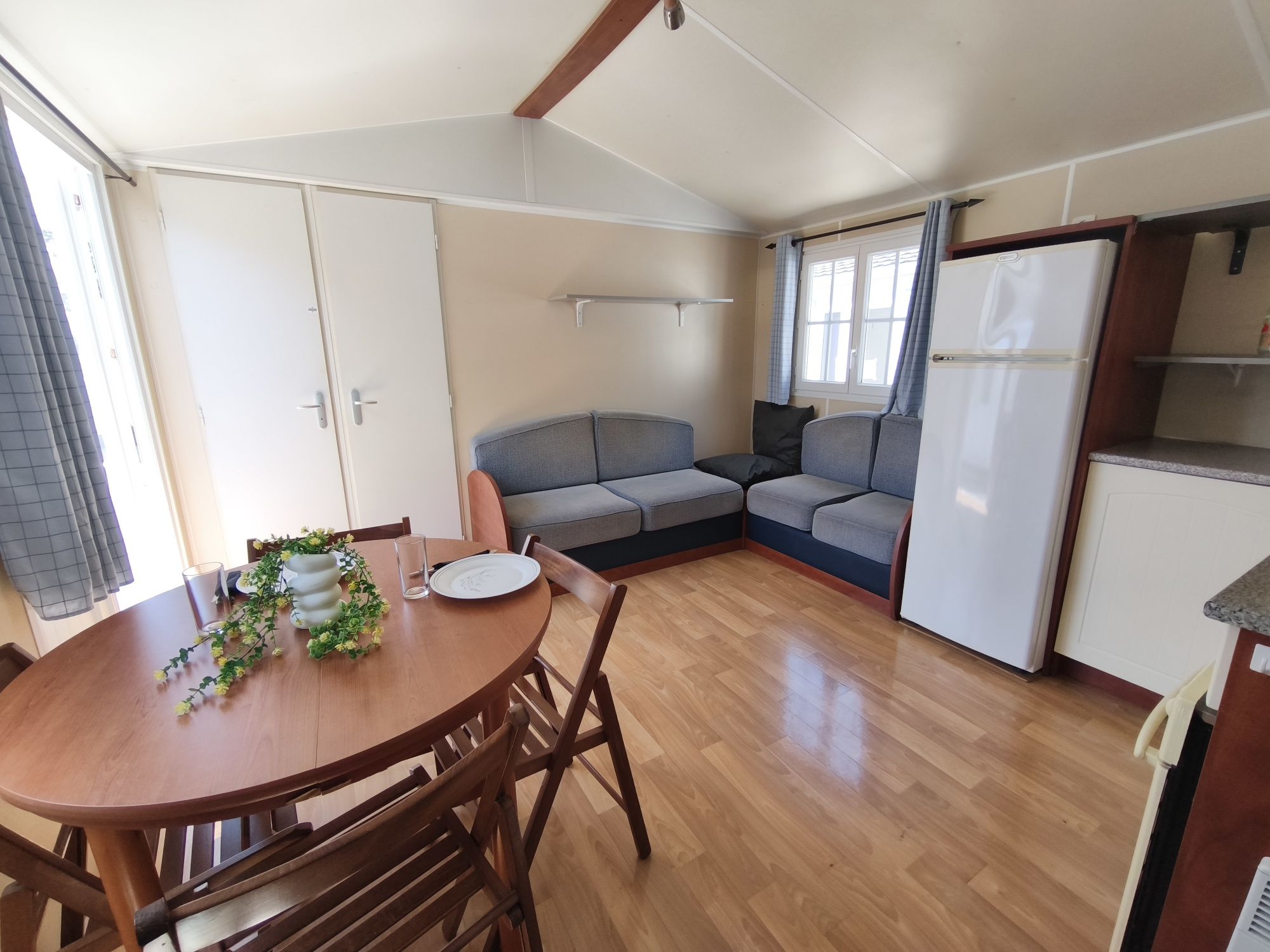 T2- 8,5*4Casa Móvel/Mobile Home/Bungalow/Casa Madeira