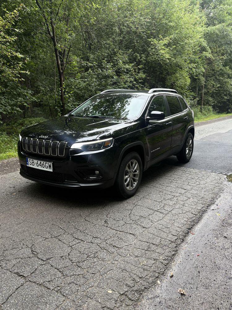 Jeep Cherokee 3.2 benzyna