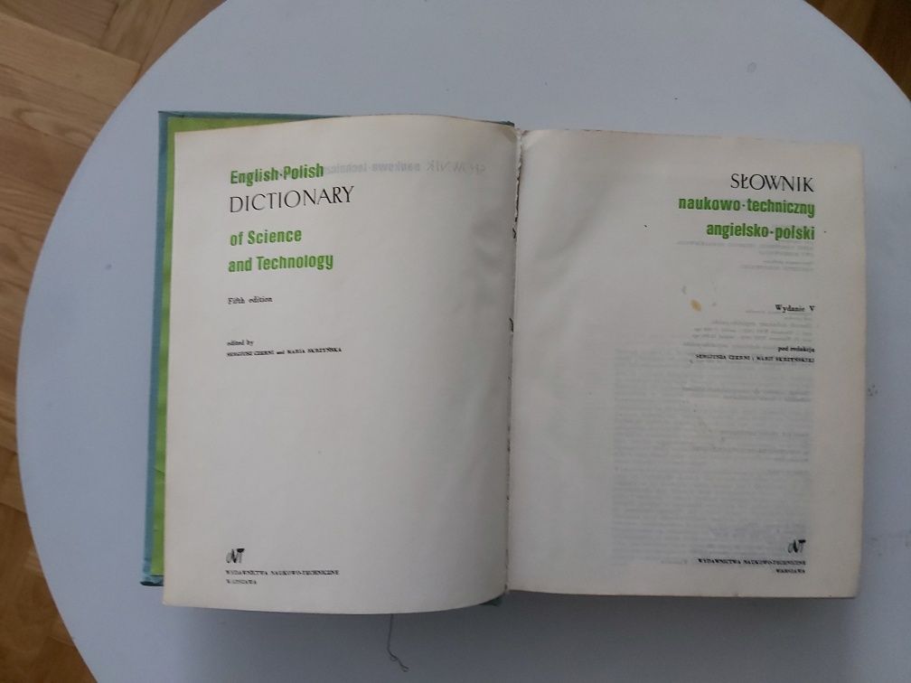 Słownik naukowo-techniczny angielsko-polski 1973 wydanie V