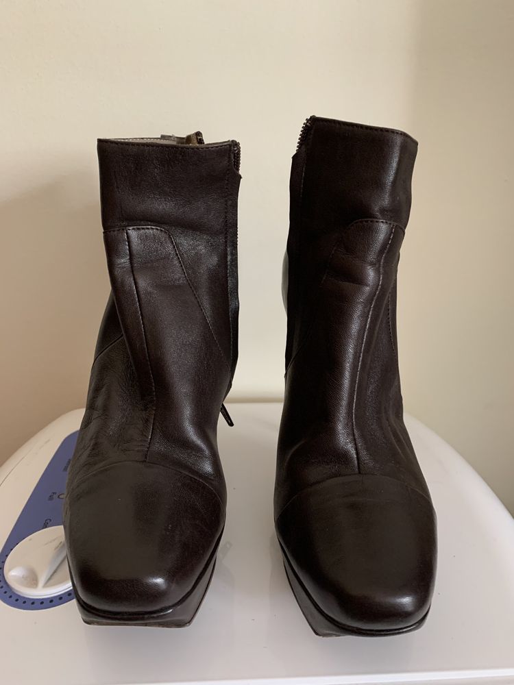 Botins ZARA 40, com pouco uso