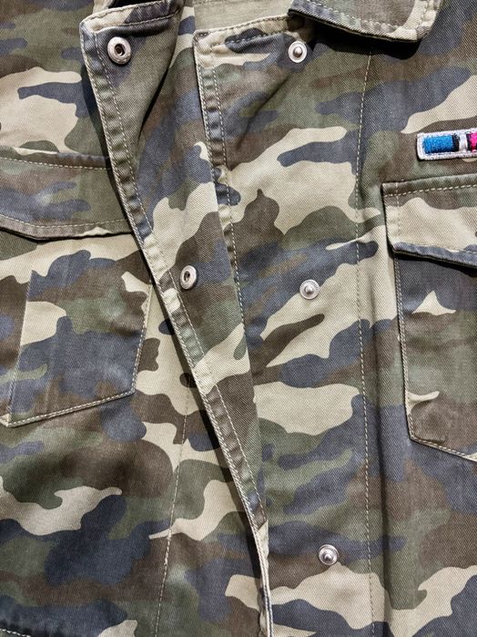 Parka/parca padrão militar camuflado Mango