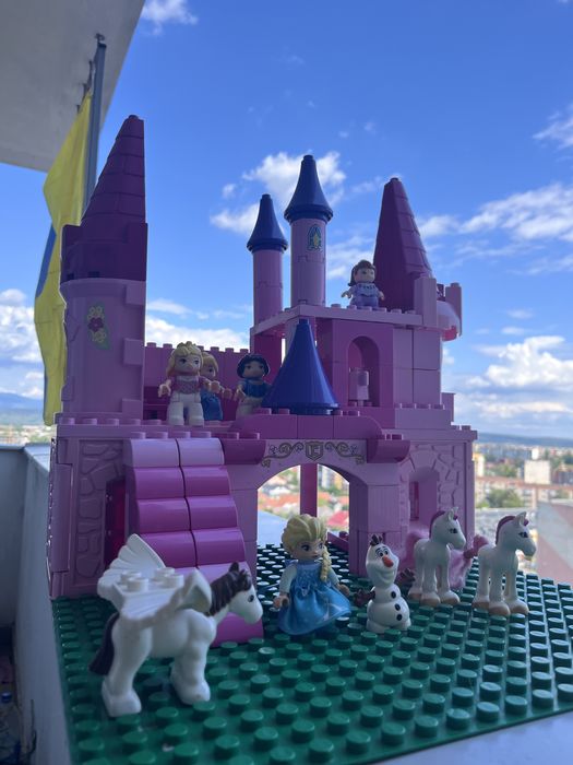 Рожевий замок принцес Lego duplo