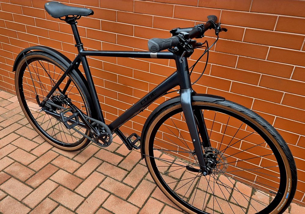 Cube Hyde Race Pasek Gates Alfine 8 Miejski Męski