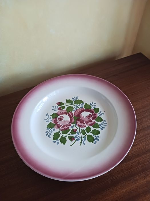 Prato decorado com flores