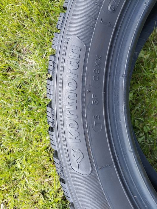 Opony Kormoran Snow 215/55R17 98V para zima 2024