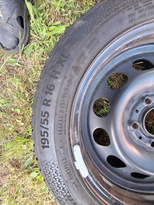 OPONY ZIMOWE 195/55 R 16 H XL Continentals