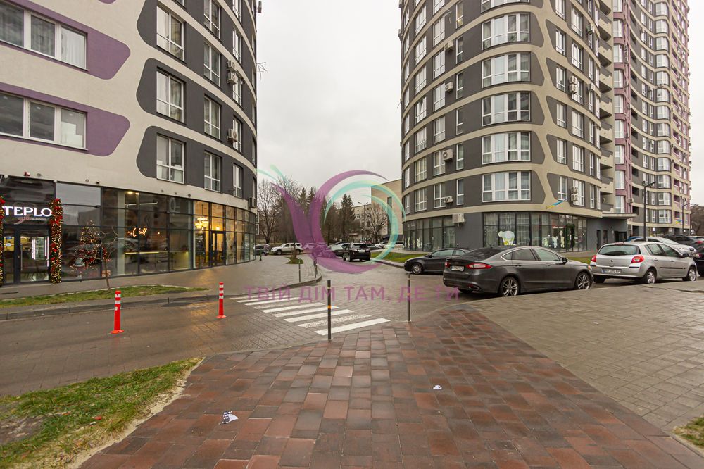 Продаж 1-кімнатної квартири в новобудові без ремонту, Франківський р-н