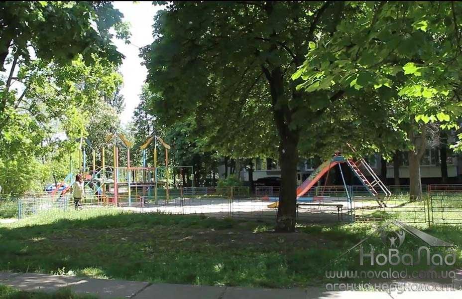 SAV Предлагается 2-ком. квартира (45 м2) 10 мин. М Левобережная