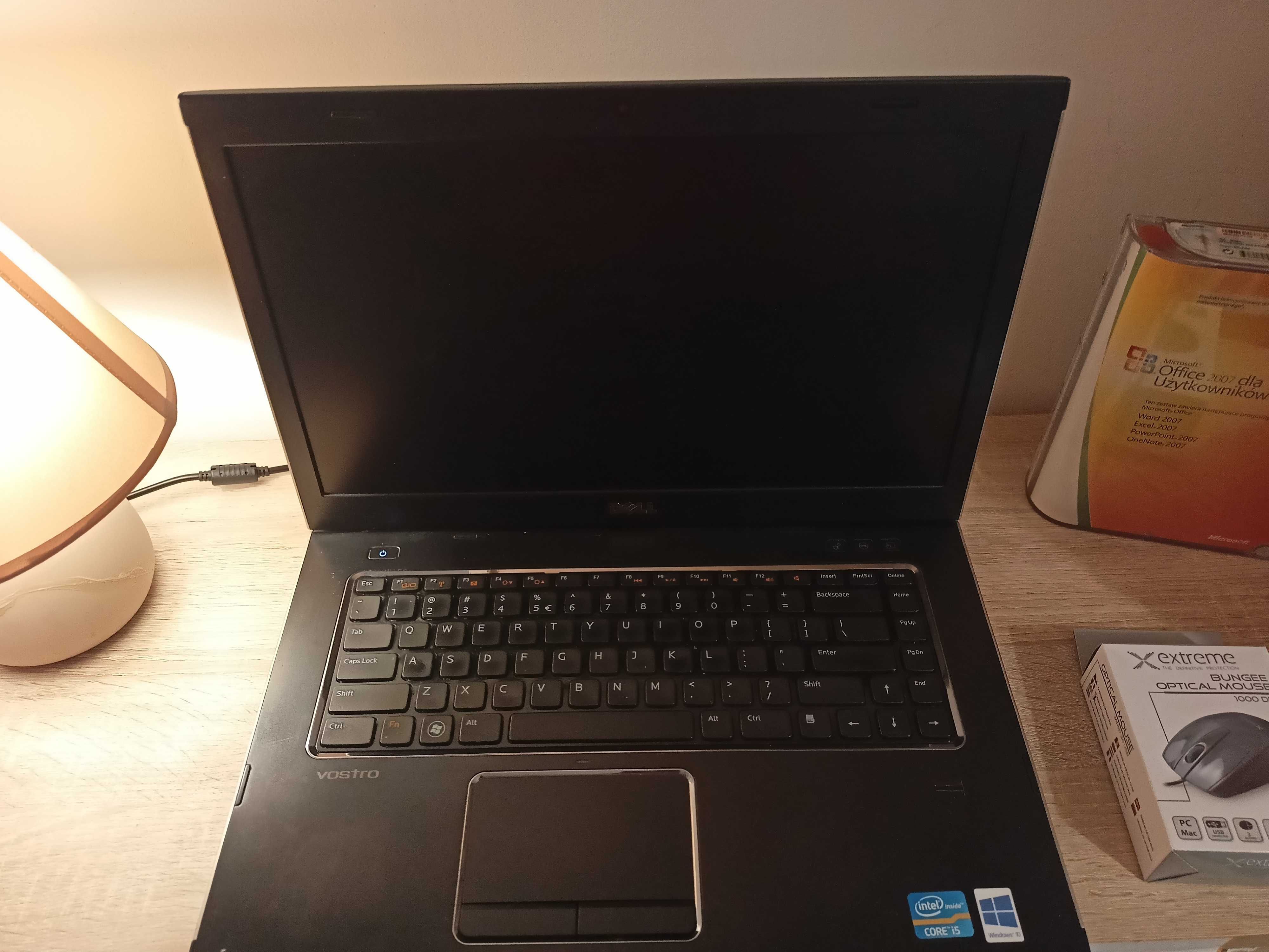 Dell Vostro 3550 z pakietem biurowym MS Office 2007 Small Business