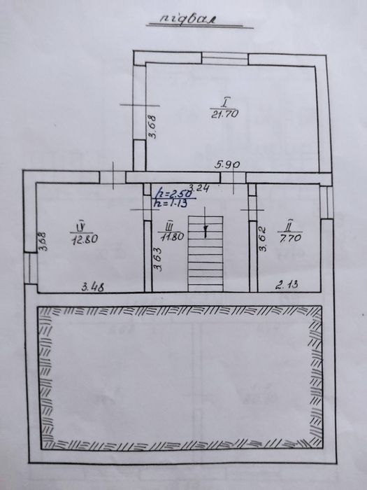 Будинок цегляний, газ, великий сад, гараж, господарські споруди