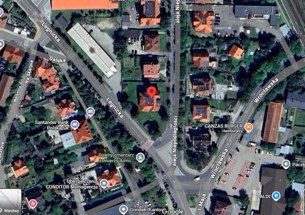 Najlepsza lokalizacja w Ząbkowicach! Działka z budynkiem w centrum.