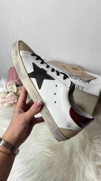 Нові кеди голден гусс