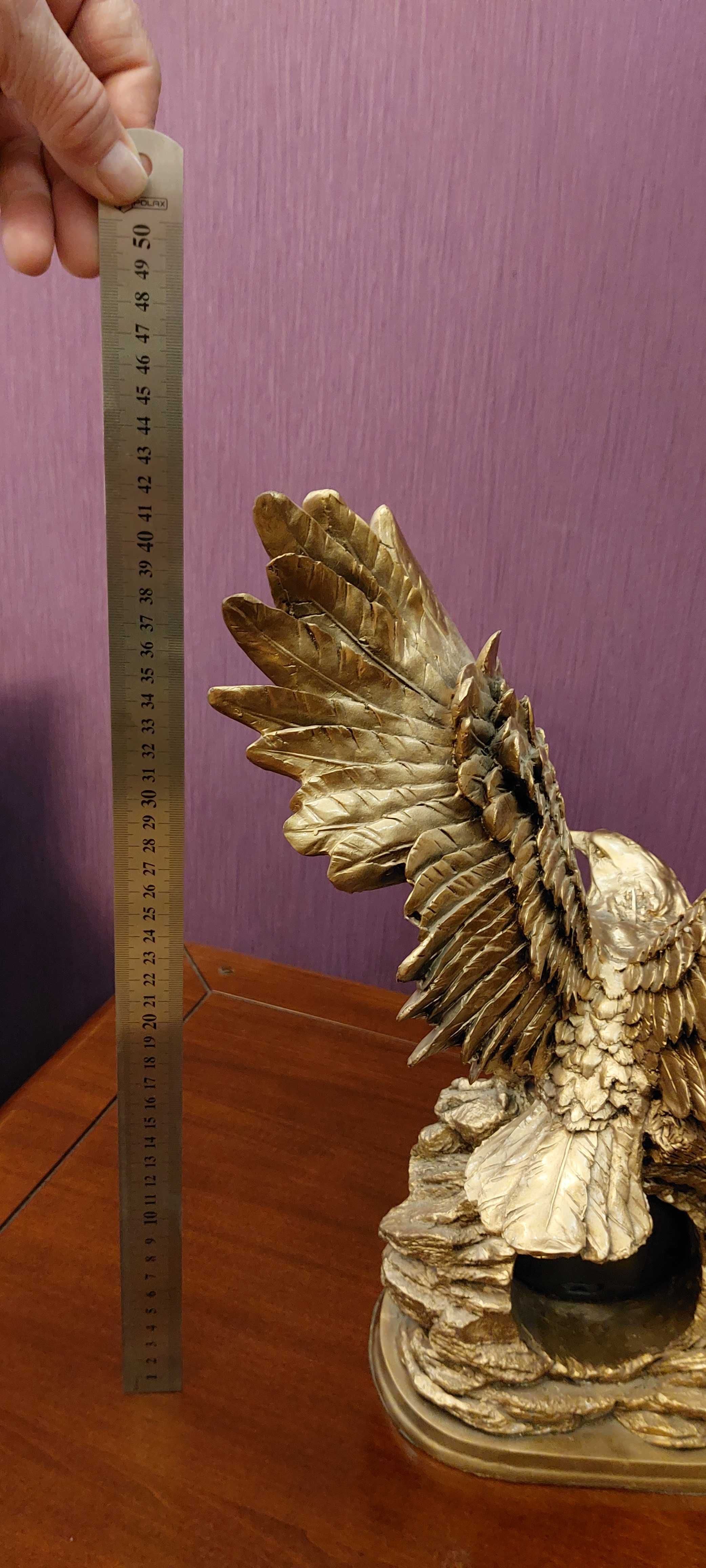 Часы статуэтка орел