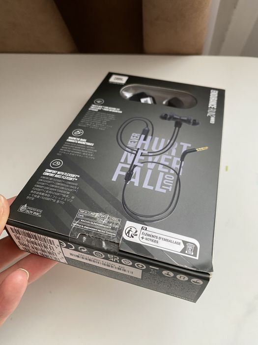 Навушники JBL Endurance run 2 black нові