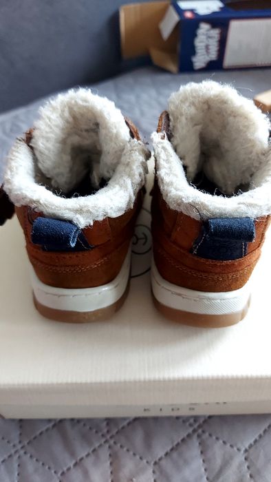 Buty chlopiece zimowe, rozmiar 22