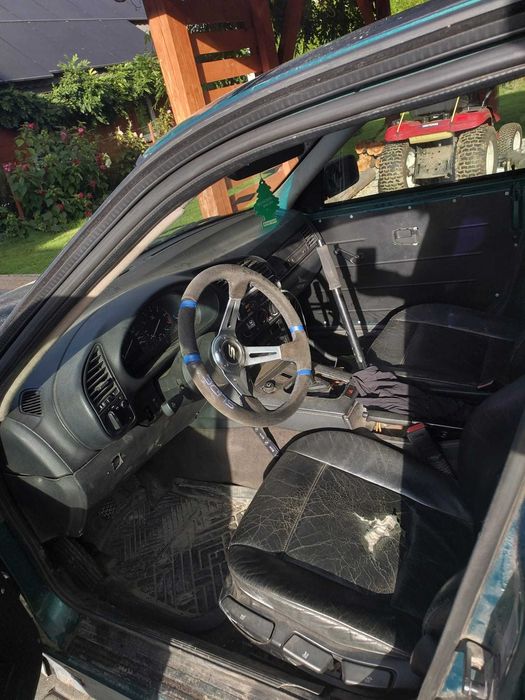 BMW E36 320i wojownik