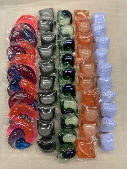 Набір з капсул для прання 380 грн