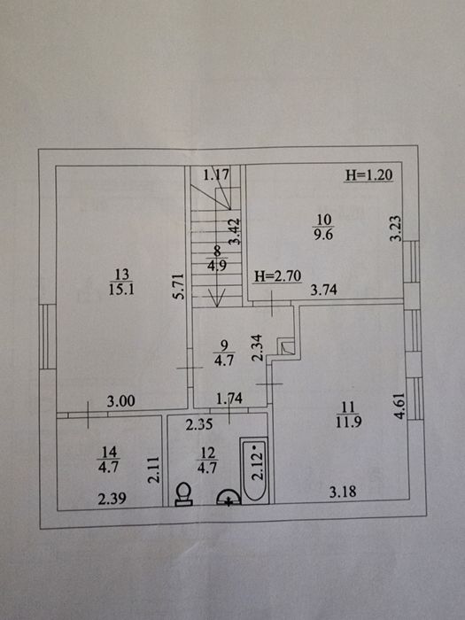 Будинок з гарним ремонтом та меблями в мальвничій Бучі