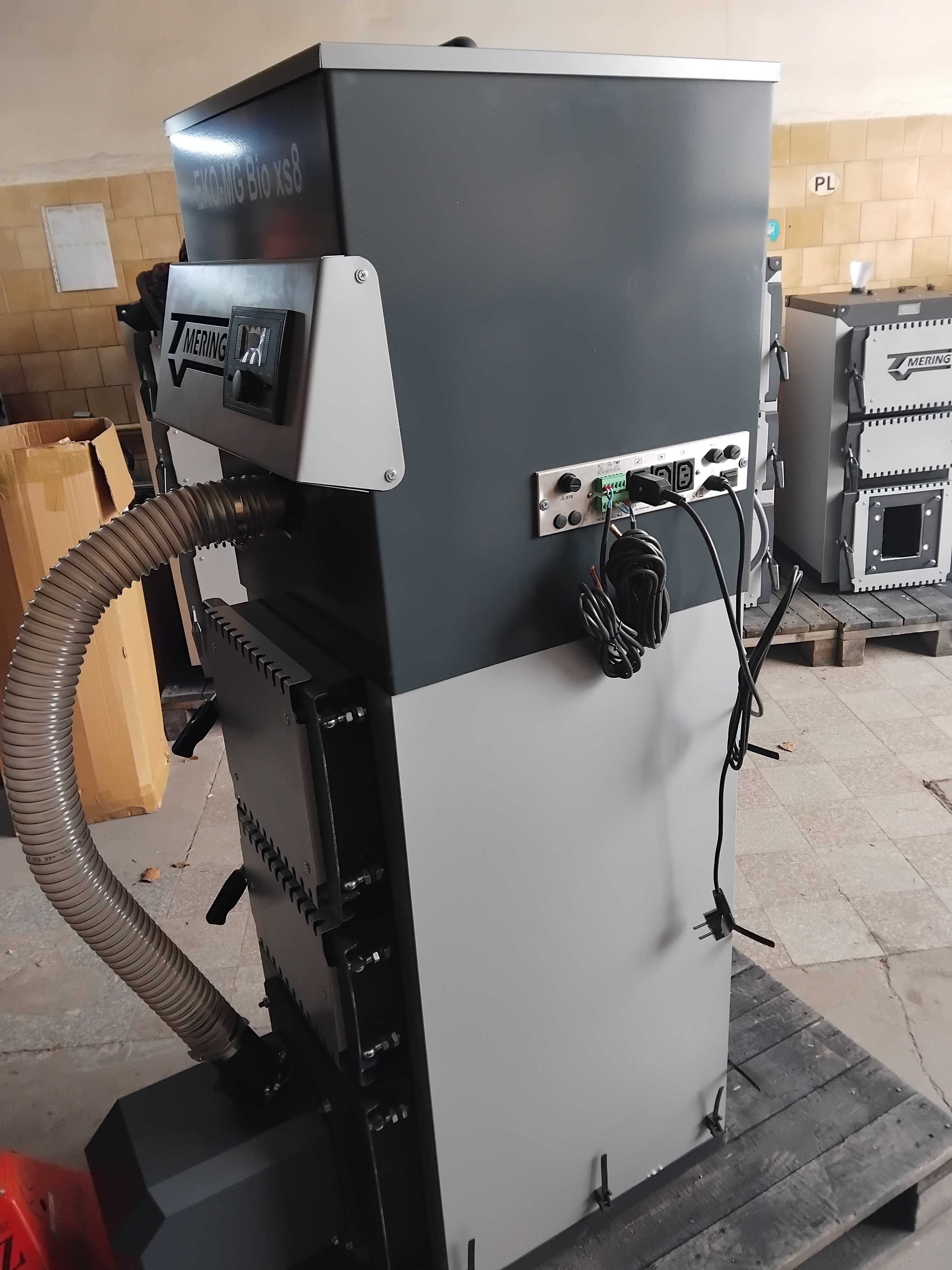 Kocioł piec na pellet pelet EKO-MG Bio xs8 o mocy 8kW Mering