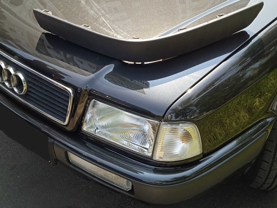 Накладка переднього бампера Audi 80 +TV