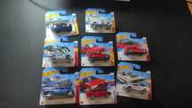 8 sztuk hotwheels