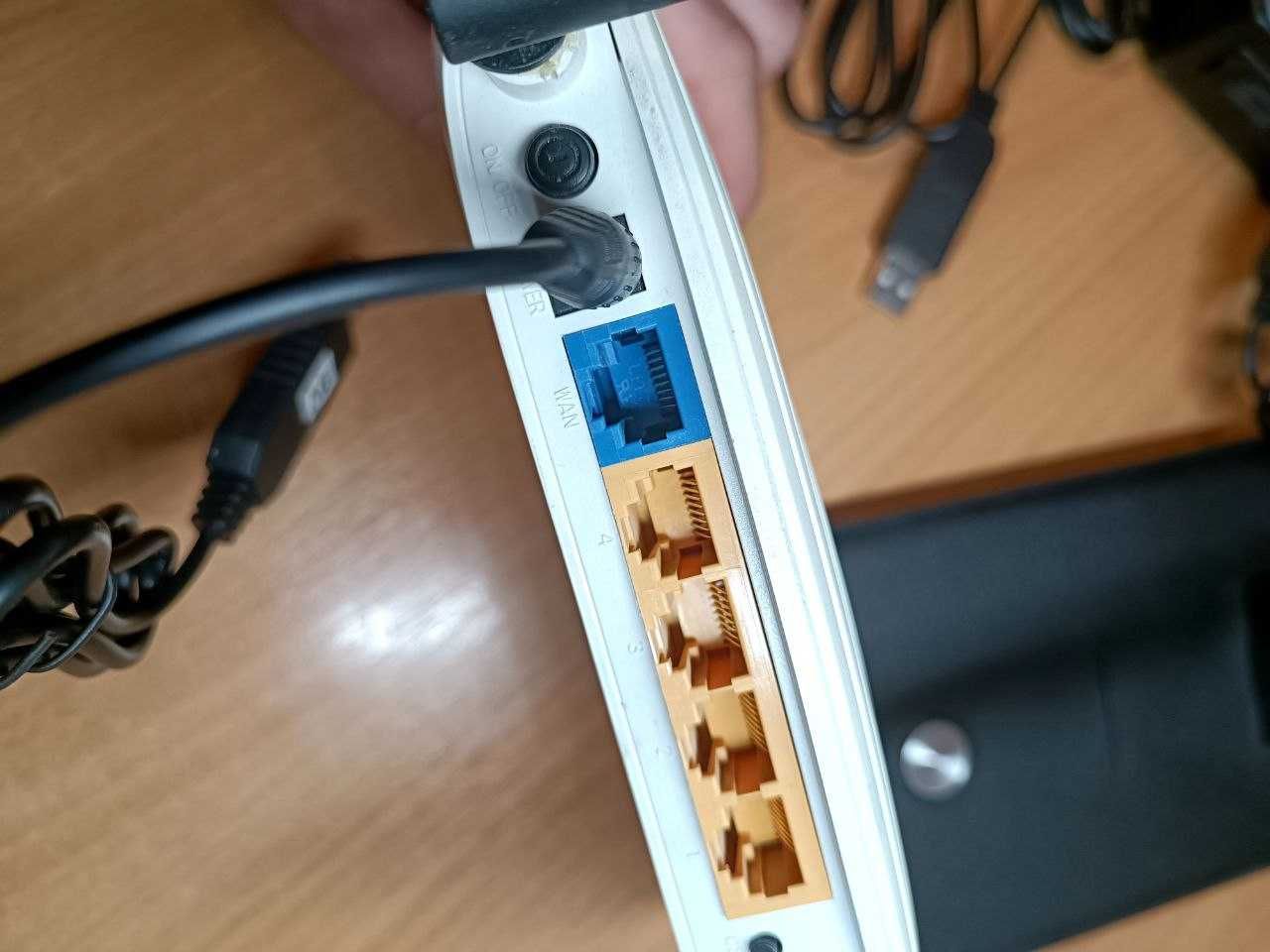 Кабель для підключення роутера 2,5 * 5,5 до павербанку USB - 5 Вольт