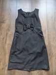 Sukienka galowa szkolna elegancka czarna z kokardką rozpinana R. 134